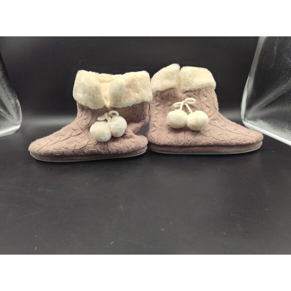 Addison Meadow Cable Knit Slipper Bootie Socks Fuzzy Lined Pom Poms Women’s MD - Picture 2 of 6